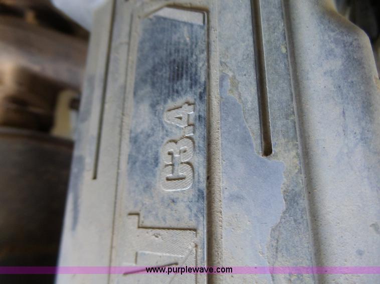 image for item L6108 2011 Caterpillar 279C skid steer