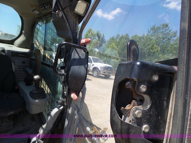 image for item L6108 2011 Caterpillar 279C skid steer