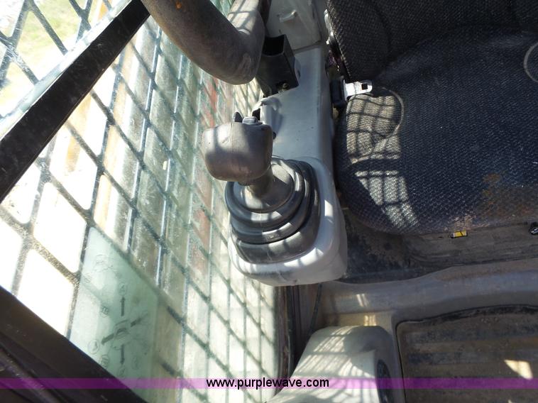 image for item L6108 2011 Caterpillar 279C skid steer