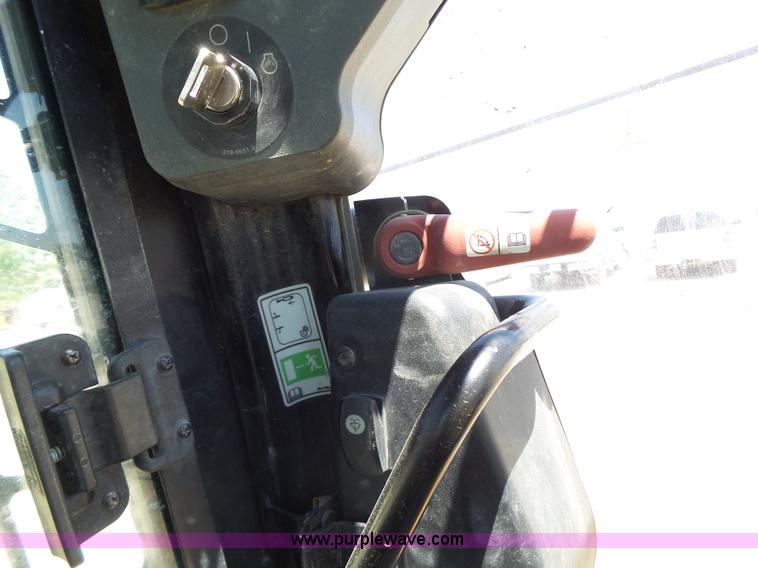 image for item L6108 2011 Caterpillar 279C skid steer