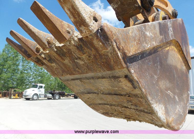 image for item L6109 2005 Case 580M backhoe