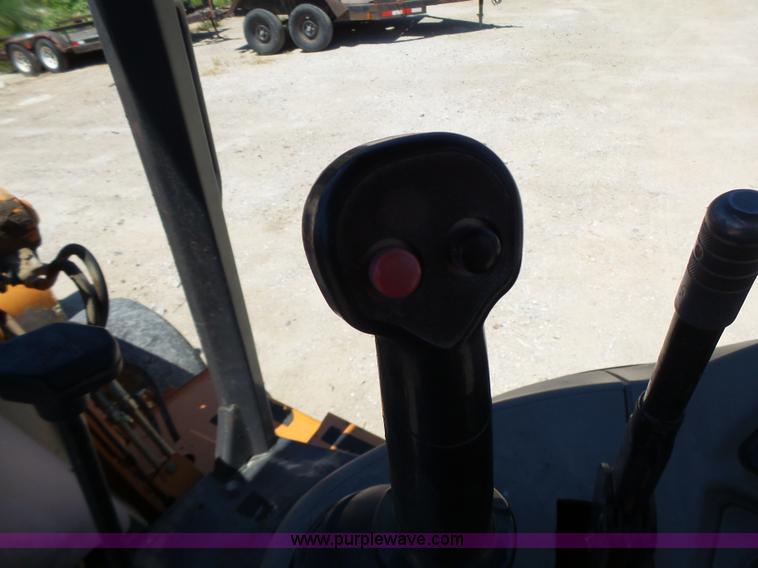 image for item L6109 2005 Case 580M backhoe