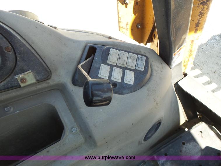 image for item L6109 2005 Case 580M backhoe