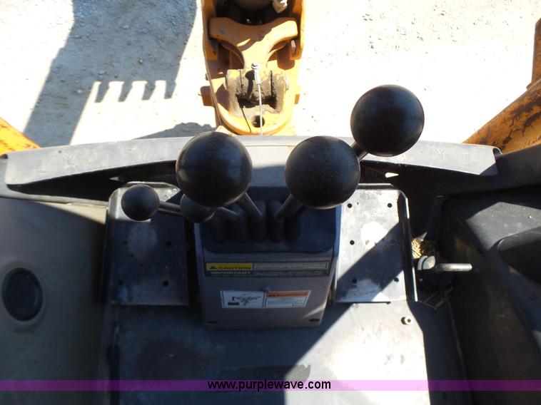 image for item L6109 2005 Case 580M backhoe