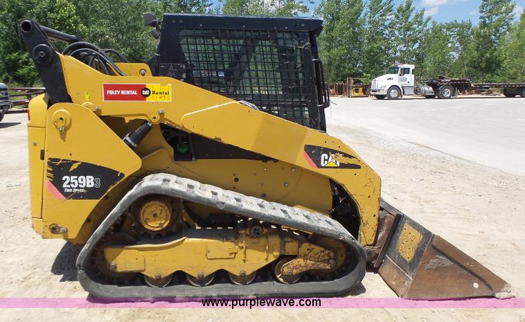 image for item L6110 2012 Caterpillar 259B Series 3 skid steer