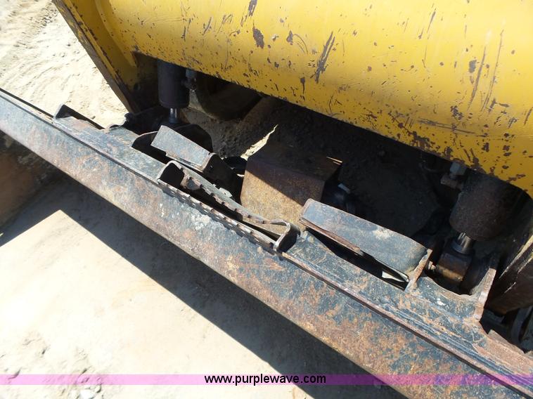 image for item L6110 2012 Caterpillar 259B Series 3 skid steer