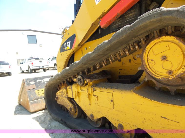 image for item L6110 2012 Caterpillar 259B Series 3 skid steer