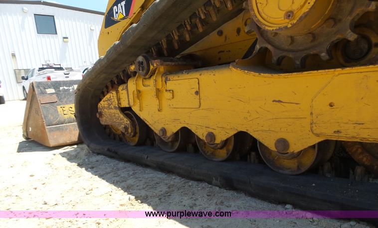 image for item L6110 2012 Caterpillar 259B Series 3 skid steer