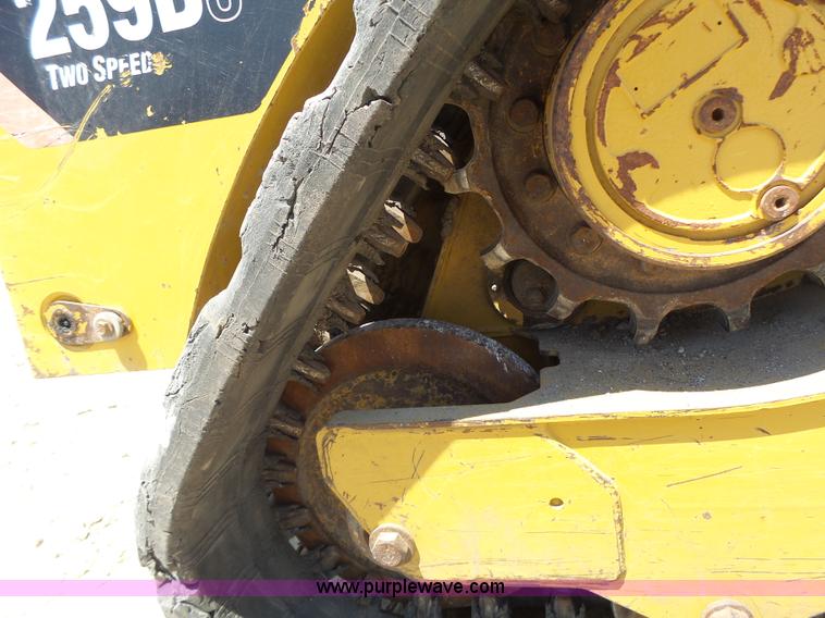 image for item L6110 2012 Caterpillar 259B Series 3 skid steer