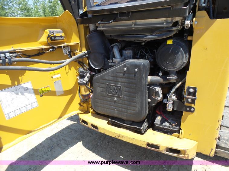 image for item L6110 2012 Caterpillar 259B Series 3 skid steer
