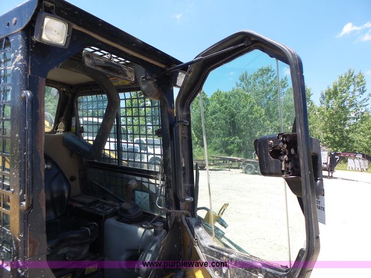 image for item L6110 2012 Caterpillar 259B Series 3 skid steer