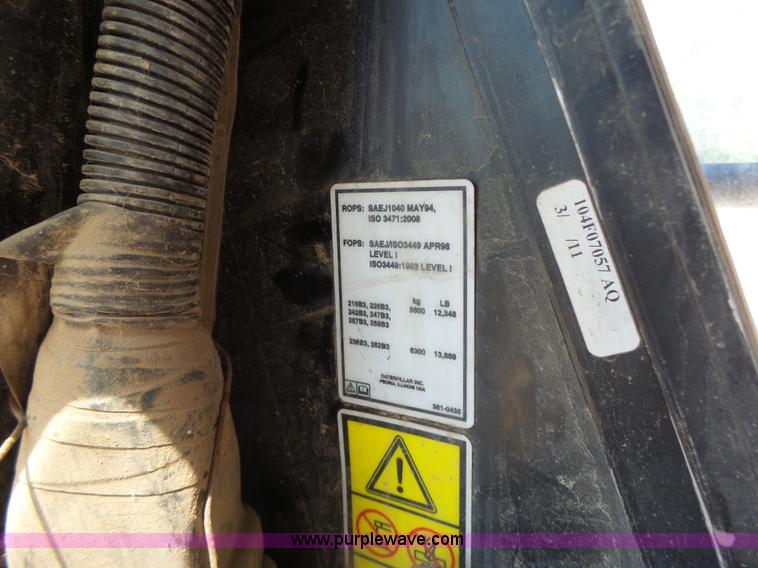 image for item L6110 2012 Caterpillar 259B Series 3 skid steer