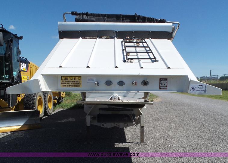 image for item L6583 2010 CTS 2010-BDT-40LP bottom dump trailer