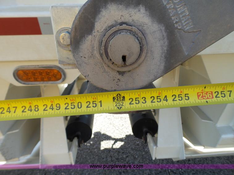 image for item L6583 2010 CTS 2010-BDT-40LP bottom dump trailer