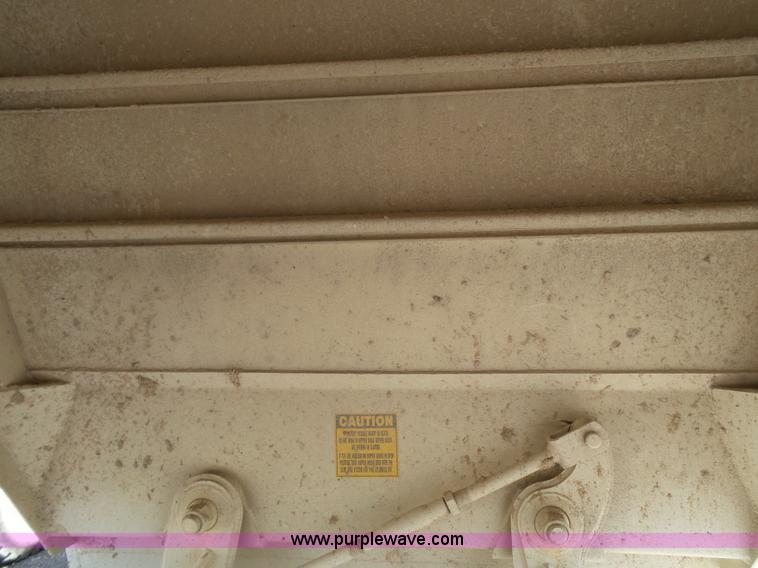 image for item L6583 2010 CTS 2010-BDT-40LP bottom dump trailer