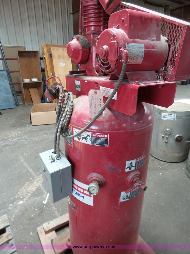 image for item L6586 Shop equipment