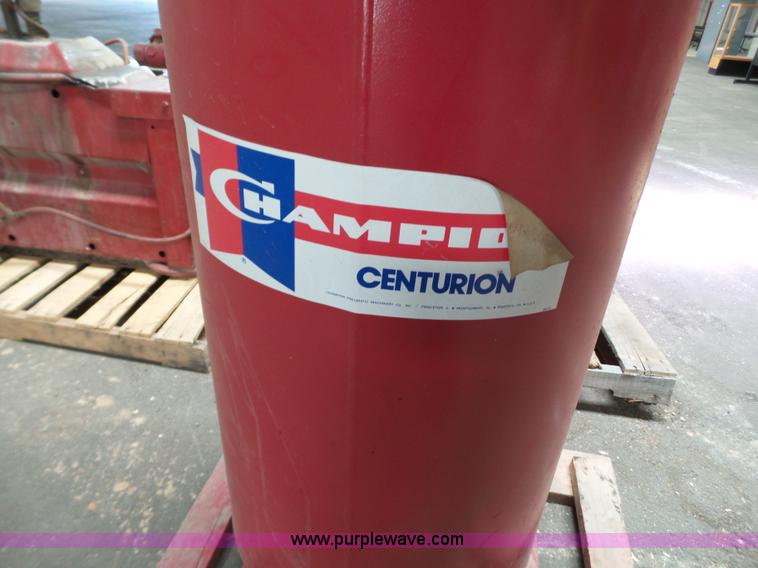 image for item L6586 Shop equipment