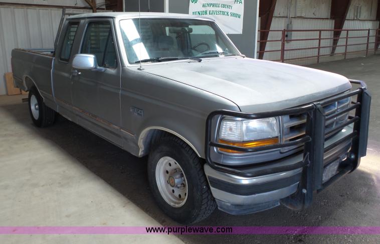 image for item L6591 1994 Ford F150 Ext. Cab pickup truck