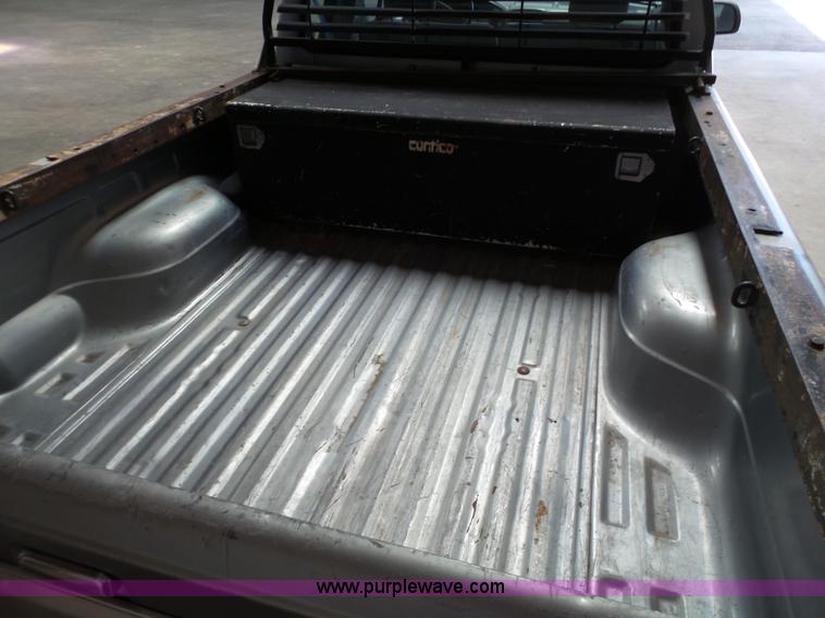 image for item L6591 1994 Ford F150 Ext. Cab pickup truck