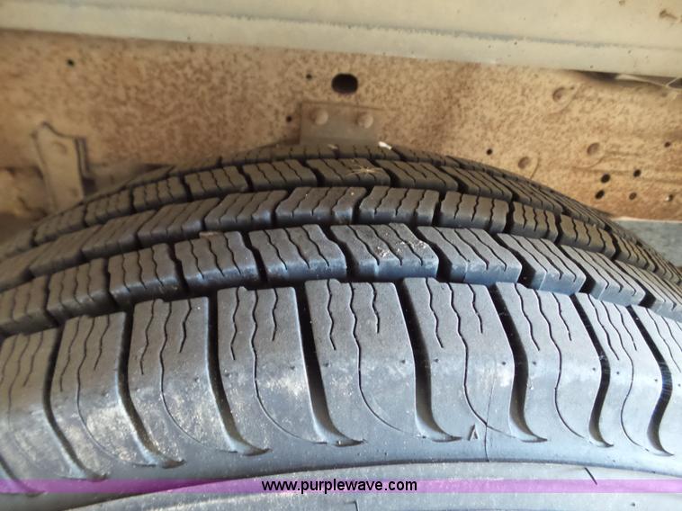 image for item L6591 1994 Ford F150 Ext. Cab pickup truck