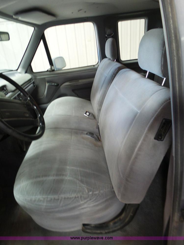 image for item L6591 1994 Ford F150 Ext. Cab pickup truck