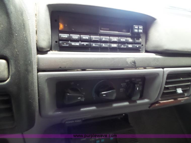 image for item L6591 1994 Ford F150 Ext. Cab pickup truck