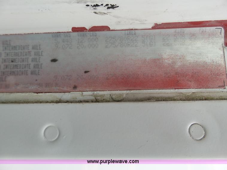 image for item L6592 1999 Freightliner Century Class semi truck