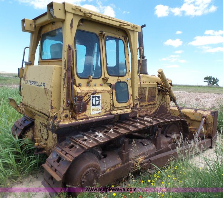 image for item L6594 Caterpillar D6D dozer