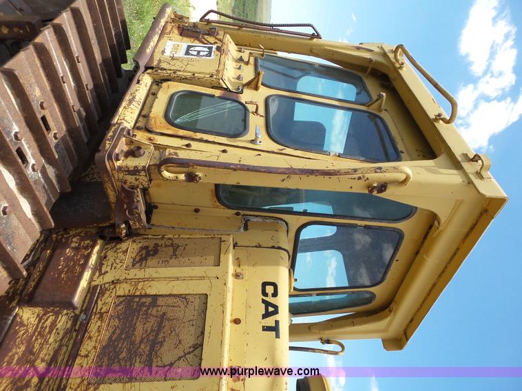 image for item L6594 Caterpillar D6D dozer