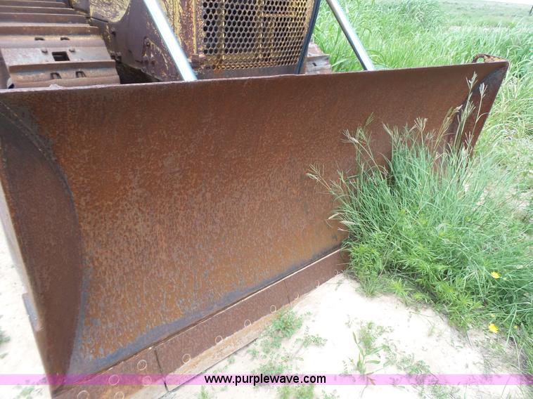 image for item L6594 Caterpillar D6D dozer