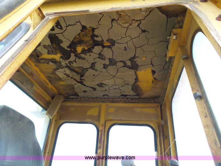 image for item L6594 Caterpillar D6D dozer