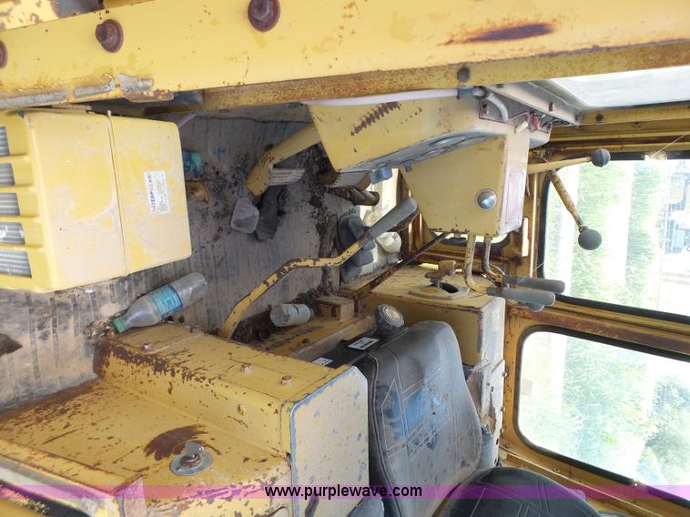 image for item L6594 Caterpillar D6D dozer