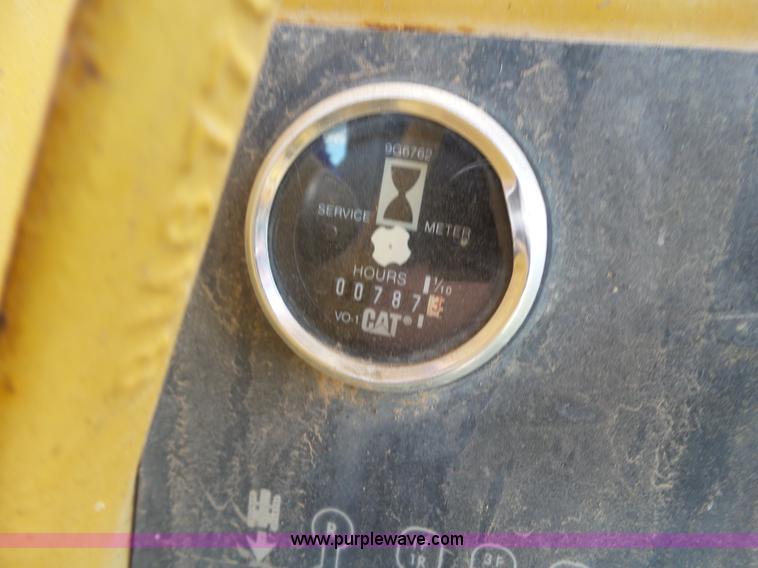 image for item L6594 Caterpillar D6D dozer