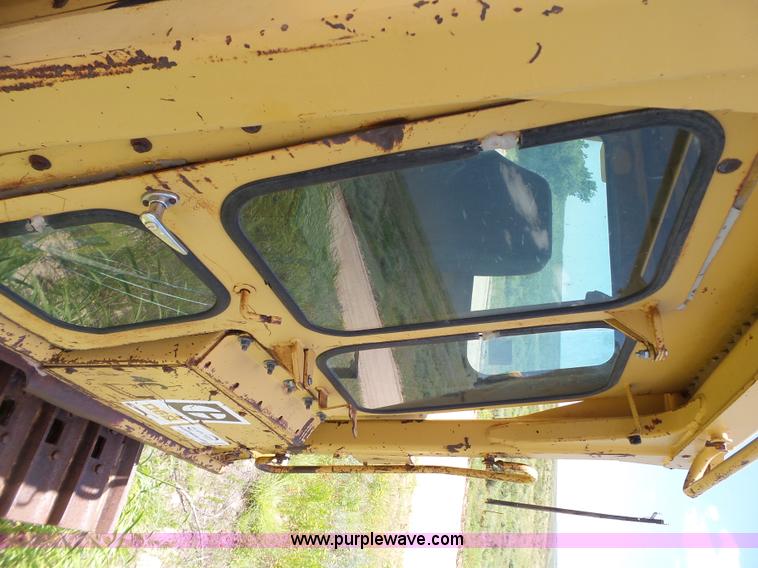 image for item L6594 Caterpillar D6D dozer