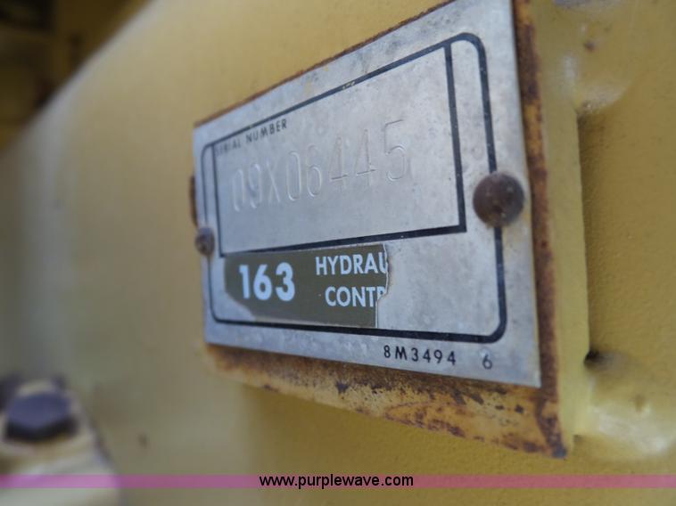 image for item L6594 Caterpillar D6D dozer