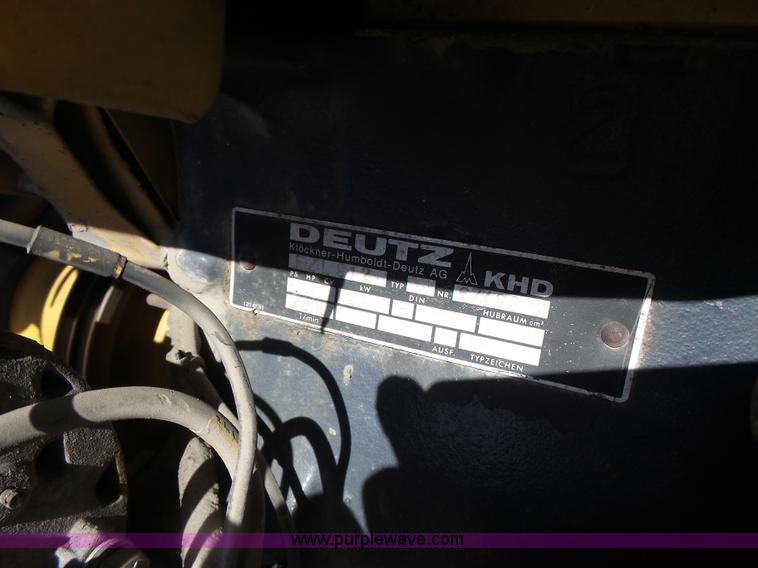 image for item L7232 Galion DU510086 vibratory double drum roller