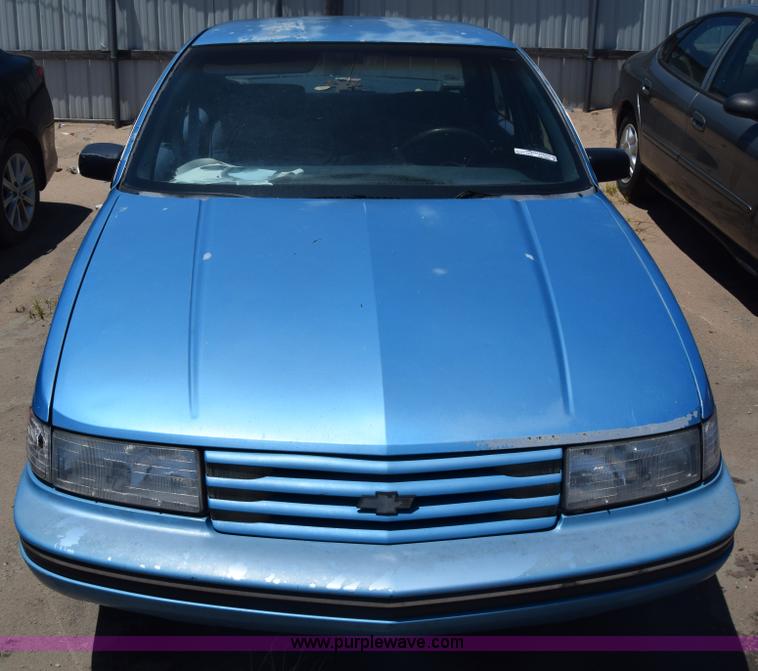 image for item BW9985 1992 Chevrolet Lumina