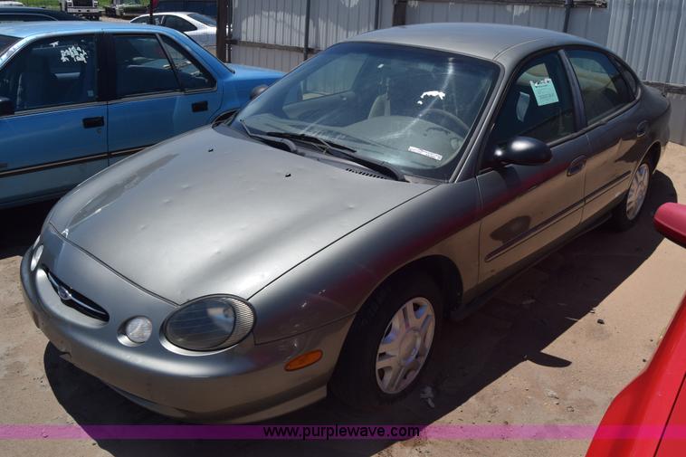 image for item BW9989 1999 Ford Taurus