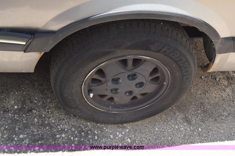 image for item BW9991 1993 Chevrolet Astro Extended van