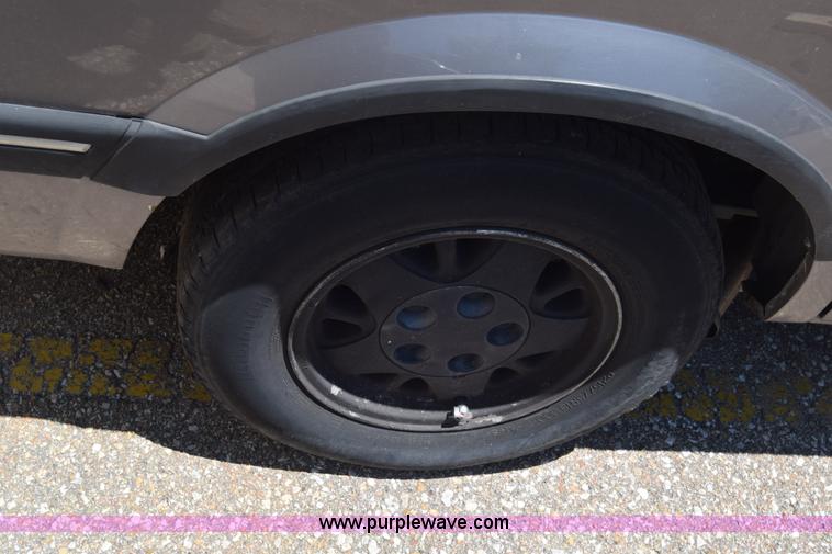 image for item BW9991 1993 Chevrolet Astro Extended van