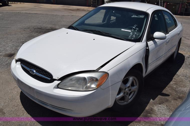 image for item BW9992 2000 Ford Taurus