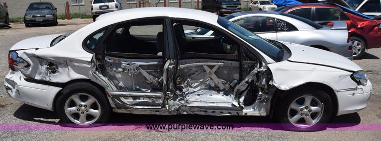 image for item BW9992 2000 Ford Taurus