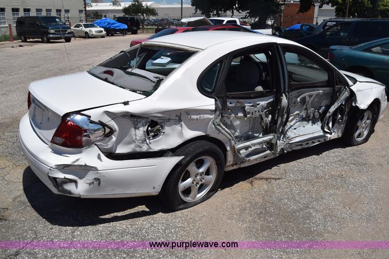 image for item BW9992 2000 Ford Taurus