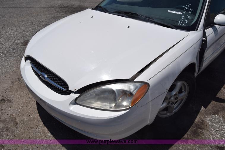 image for item BW9992 2000 Ford Taurus