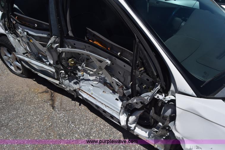 image for item BW9992 2000 Ford Taurus