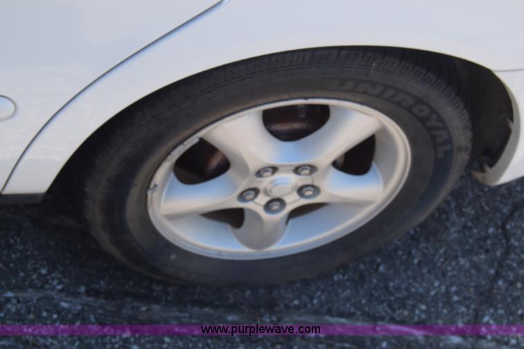 image for item BW9992 2000 Ford Taurus