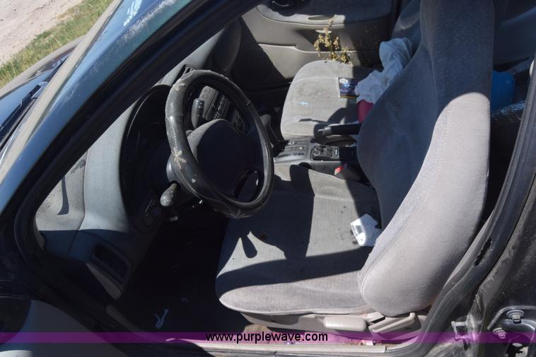 image for item BW9994 1996 Saturn SL SL1