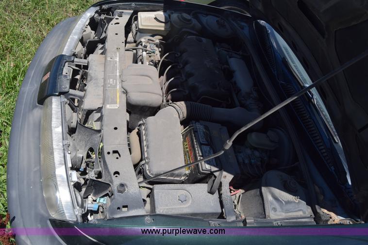 image for item BW9994 1996 Saturn SL SL1