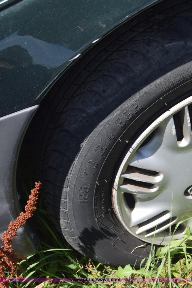 image for item BW9994 1996 Saturn SL SL1