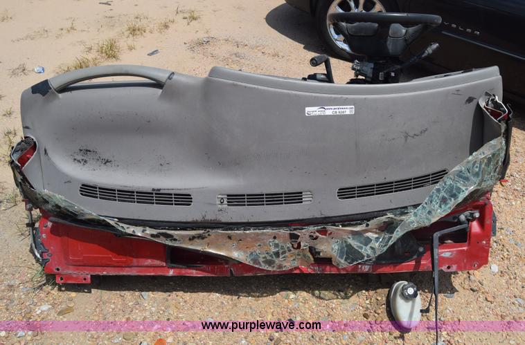 image for item CB9287 2002 Chevrolet Silverado 1500HD Crew Cab pickup truck parts